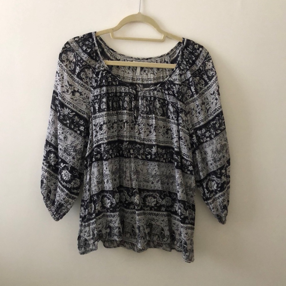 Joie Black and White Printed Top - Size Small